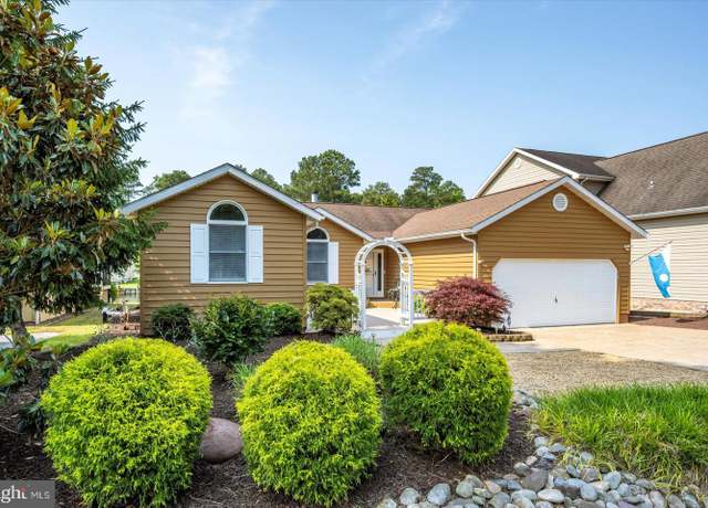Property at 352 Ocean, Ocean Pines, MD 21811, 3 beds, 2 baths