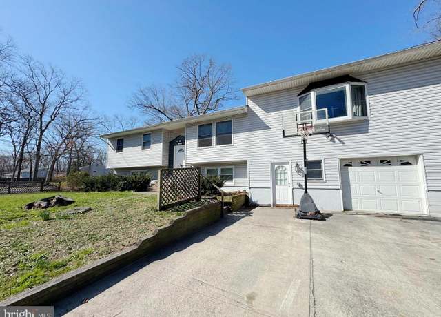 Property at 252 Terry Ln, Egg Harbor City, NJ 08215, 5 beds, 2 baths