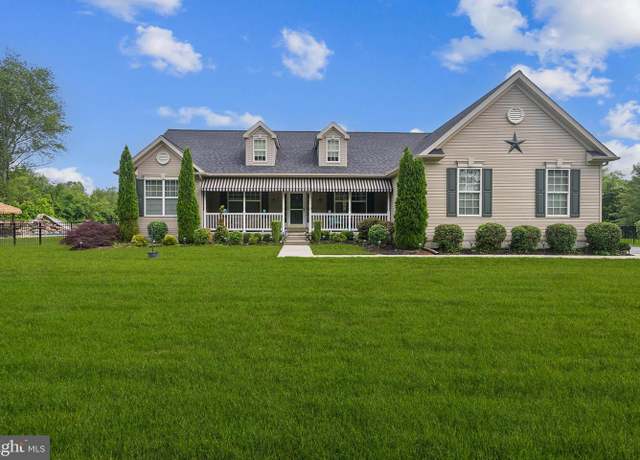 Property at 812 Lincoln Rd, Mullica Hill, NJ 08062, 4 beds, 2.5 baths