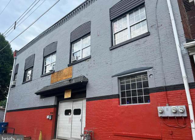 Property at 334 Mcknight St, Reading, PA 19601, 4 beds