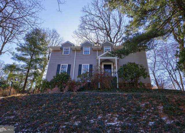 Property at 153 Woodland Rd, Wyomissing, PA 19610, 5 beds, 2.5 baths