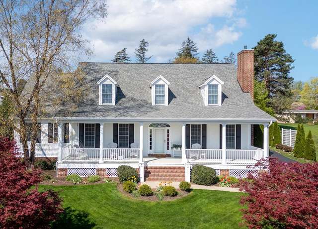 Property at 1320 S Inverary Pl, State College, PA 16801, 4 beds, 2.5 baths