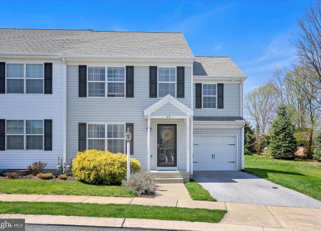 Property at 29 Summer Ct, Lancaster, PA 17602, 3 beds, 2.5 baths