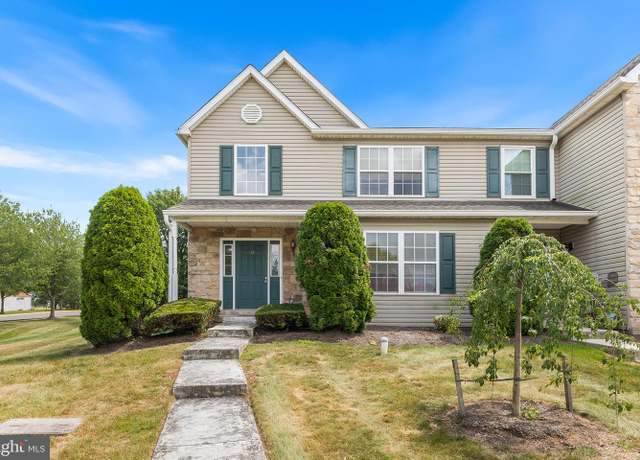 Property at 10 Fawn Ct, Royersford, PA 19468, 3 beds, 2.5 baths