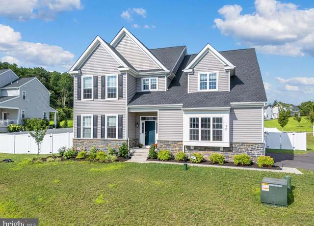 Property at 70 Kate Ct, Easton, PA 18042, 4 beds, 4 baths