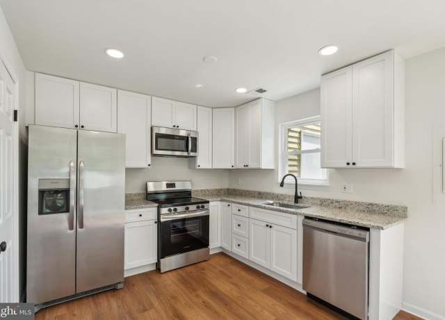Property at 8598 Ashby Ct, Marshall, VA 20115, 3 beds, 2 baths
