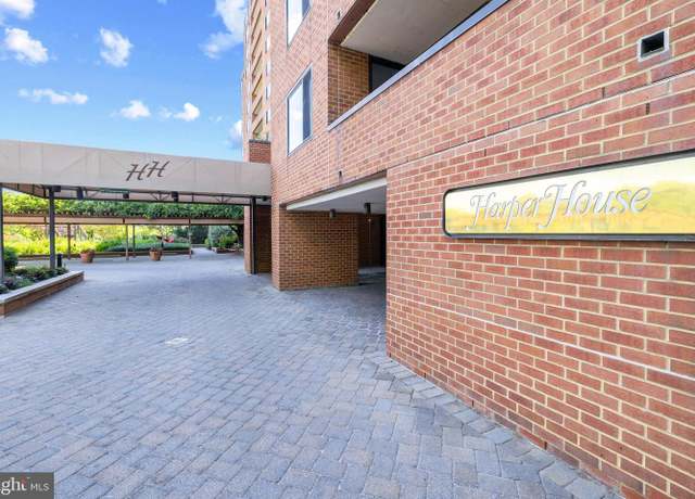 Property at 111 Hamlet Hill Rd #213, Baltimore, MD 21210, 2 beds, 2 baths