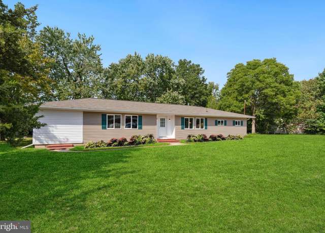 Property at 21424 Catholic Ave, Rock Hall, MD 21661, 4 beds, 2 baths