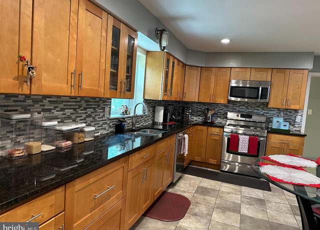 Property at 10117 Chickadee, Adelphi, MD 20783, 6 beds, 3.5 baths
