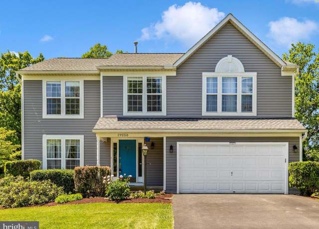 Property at 19250 Jamestown Dr, Hagerstown, MD 21742, 4 beds, 2.5 baths