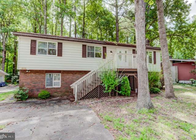 Property at 232 Ocean Pkwy, Berlin, MD 21811, 5 beds, 3 baths