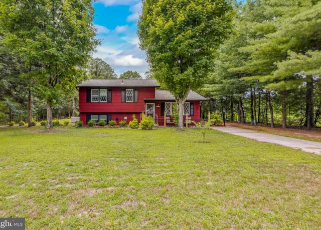 Property at 960 S Grand St, Hammonton, NJ 08037, 5 beds, 2.5 baths
