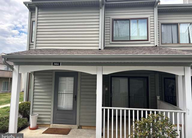 Property at 904 Gregorys Way, Voorhees, NJ 08043, 2 beds, 1.5 baths