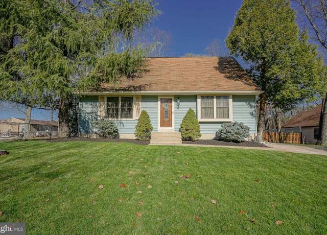 Property at 5 Prospect Ct, Sicklerville, NJ 08081, 4 beds, 2 baths