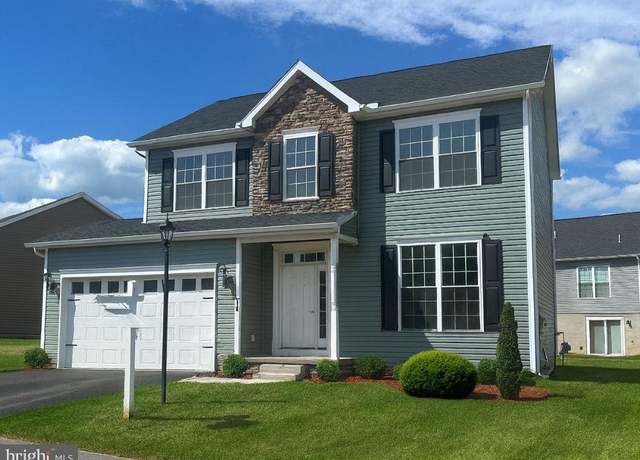 Property at 32 Partridge Ct Unit C57, Gettysburg, PA 17325, 3 beds, 2.5 baths