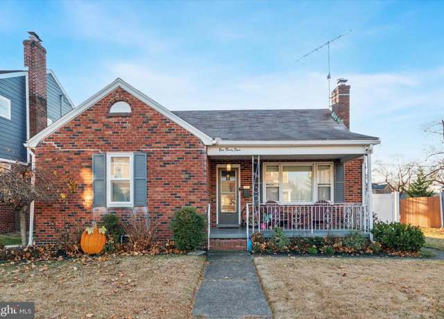 Property at 134 Taft St, Bristol, PA 19007, 3 beds, 2 baths