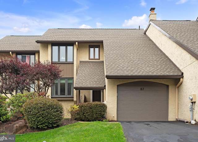 Property at 87 Golf Club Dr, Langhorne, PA 19047, 3 beds, 2.5 baths