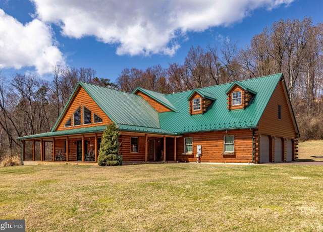 Property at 77 River Hill Dr, Bloomsburg, PA 17815, 4 beds, 2.5 baths