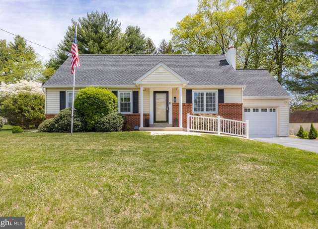 Property at 1437 Oakwood Rd, Coatesville, PA 19320, 4 beds, 1 bath