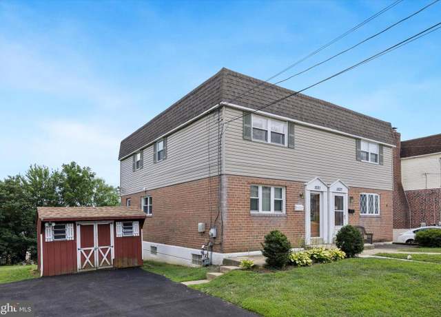 Property at 1531 Warwick Ave, Folcroft, PA 19032, 4 beds, 1.5 baths