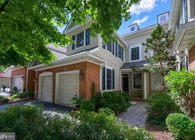 Property at 624 Northfield Rd, Lititz, PA 17543, 3 beds, 2.5 baths
