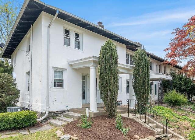 Property at 220 W Montgomery Ave, Haverford, PA 19041, 3 beds, 1.5 baths