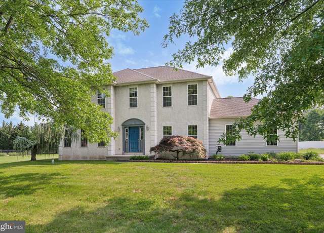 Property at 104 Berkshire Ln, Royersford, PA 19468, 4 beds, 3.5 baths