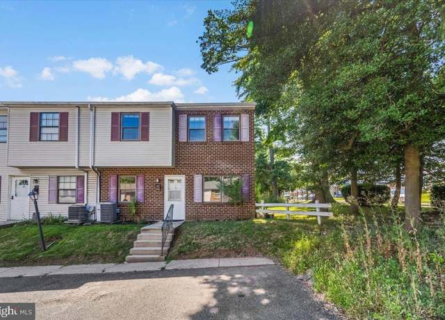 Property at 9 Sawmill Run #9, Norristown, PA 19401, 2 beds, 1.5 baths