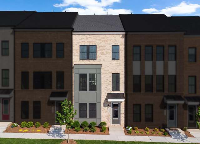 Property at 13928 Aviation Pl, Herndon, VA 20171, 4 beds, 4 baths