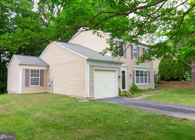 Property at 5903 Vista Ct, Fredericksburg, VA 22407, 3 beds, 2.5 baths