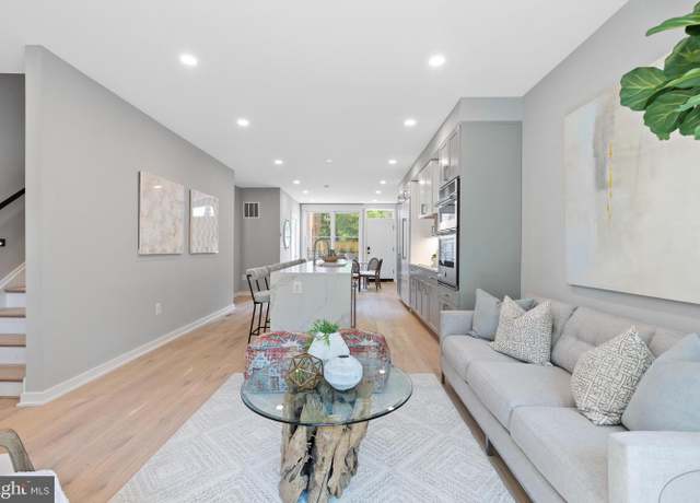 Property at 406 D St SE, Washington, DC 20003, 5 beds, 5.5 baths