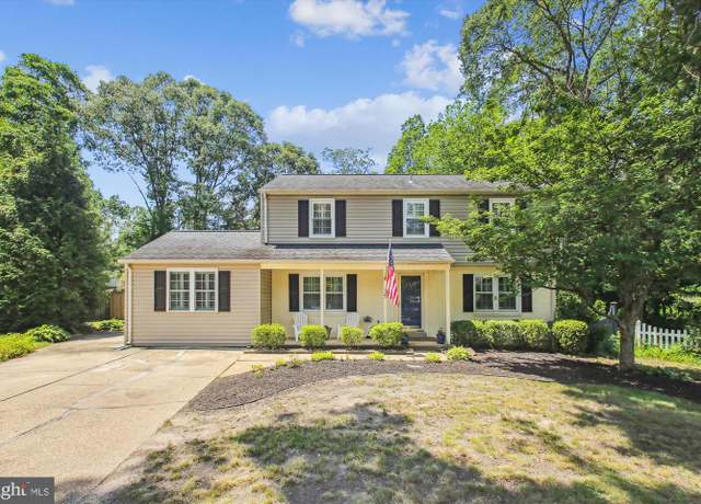 Property at 35 Severndale Rd, Severna Park, MD 21146, 3 beds, 2.5 baths
