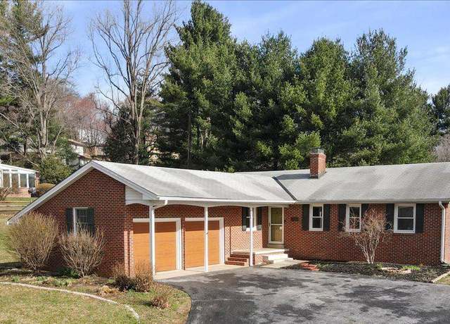 Property at 7305 Parkview Dr, Frederick, MD 21702, 3 beds, 2 baths