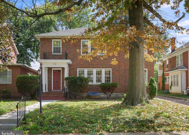 Property at 120 E Irvin Ave, Hagerstown, MD 21742, 4 beds, 2 baths
