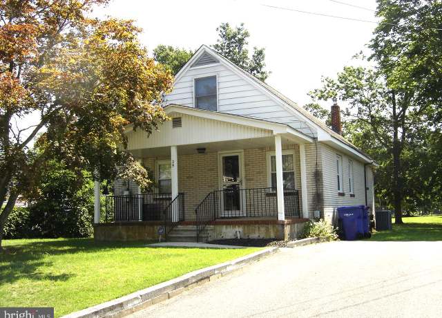Property at 29 Chestnut St, Millville, NJ 08332, 3 beds, 1 bath
