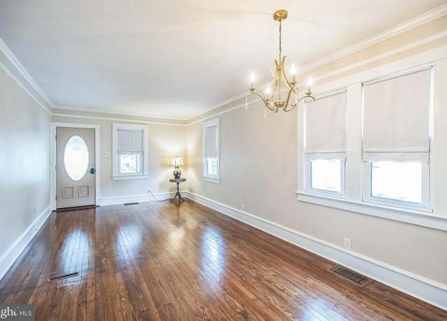 Property at 23 Lincoln Ave, Mount Ephraim, NJ 08059, 3 beds, 1 bath