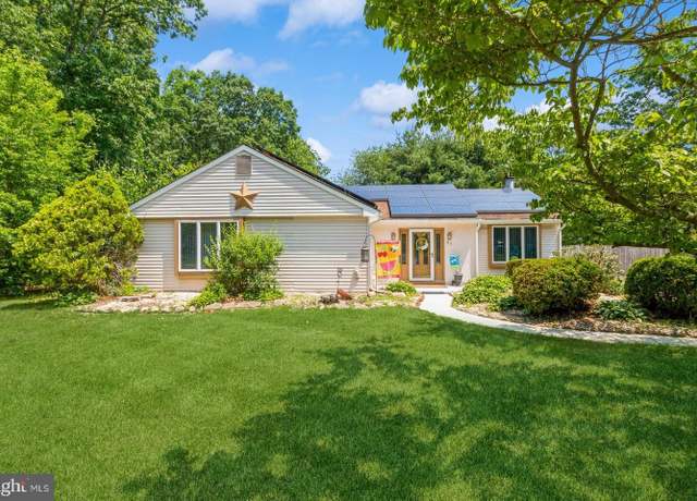 Property at 27 Deb Lynn Dr, Sicklerville, NJ 08081, 3 beds, 2 baths