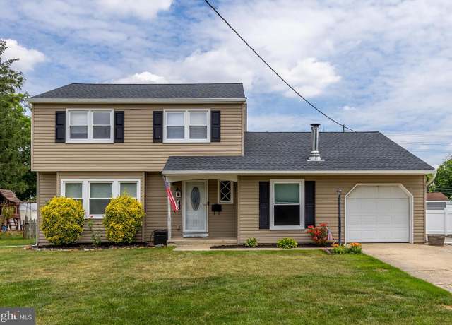 Property at 129 Magnolia Ave, Pitman, NJ 08071, 3 beds, 1.5 baths