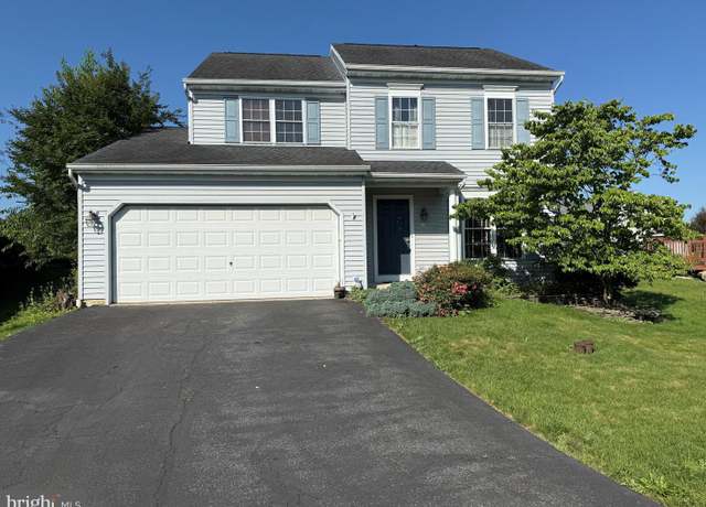 Property at 5 Musket Ln, Reading, PA 19607, 4 beds, 2.5 baths