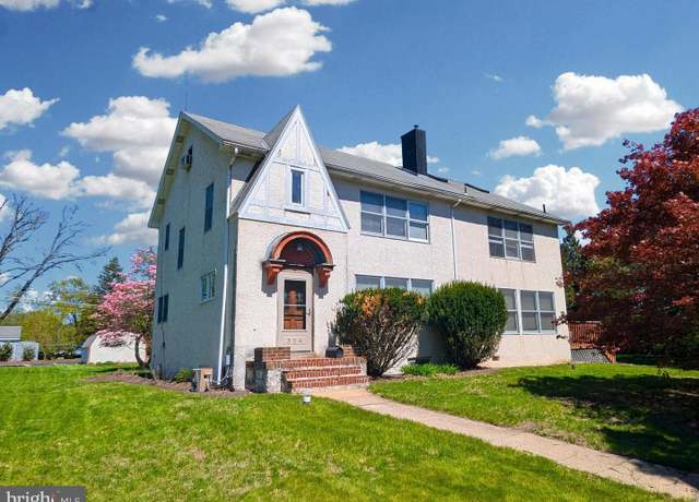 Property at 504 S 4th St, Perkasie, PA 18944, 5 beds, 3 baths