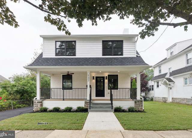 Property at 137 E Benedict Ave, Havertown, PA 19083, 4 beds, 3.5 baths