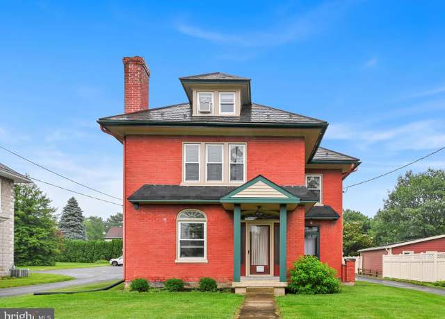 Property at 1849 Lititz Pike, Lancaster, PA 17601, 5 beds, 2 baths