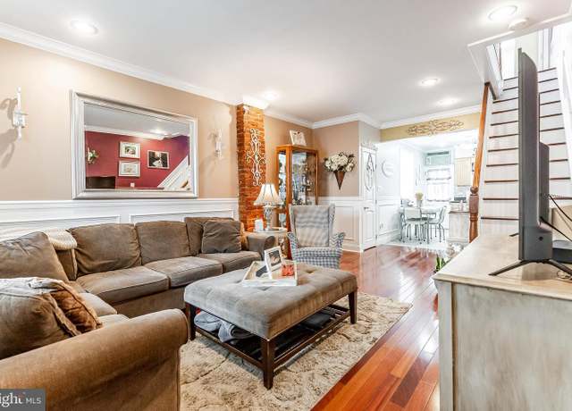Property at 2510 S Philip St, Philadelphia, PA 19148, 3 beds, 1 bath