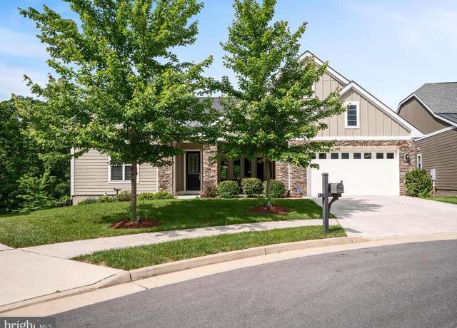Property at 130 Grosbeak Ct, Lake Frederick, VA 22630, 4 beds, 3.5 baths