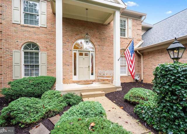 Property at 4427 Brookside Dr, Alexandria, VA 22312, 5 beds, 3.5 baths