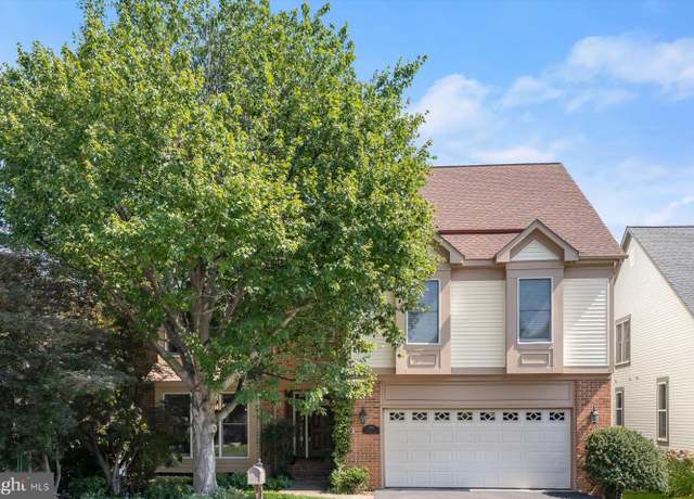 Property at 7510 Walnut Hill Ln, Falls Church, VA 22042, 4 beds, 3.5 baths