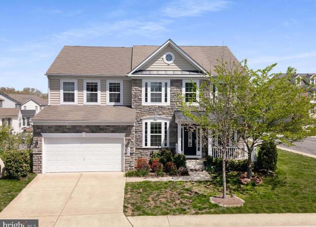 Property at 24880 Myers Glen Pl, Chantilly, VA 20152, 5 beds, 3.5 baths