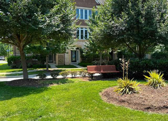 Property at 44713 Plympton Sq, Ashburn, VA 20147, 5 beds, 4.5 baths