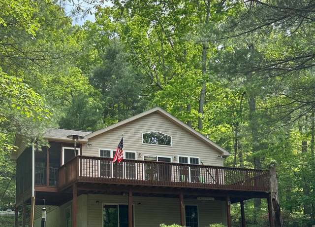 Property at 119 Ellis Rd, Basye, VA 22810, 3 beds, 2 baths