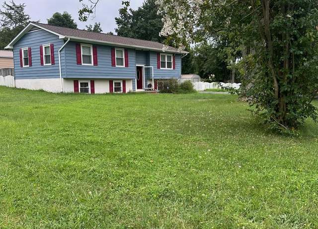 Property at 111 Austin Dr, Stafford, VA 22556, 4 beds, 2 baths